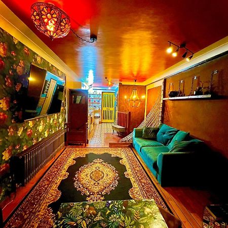 Apartment - Quirky Me1 Рочестер Экстерьер фото