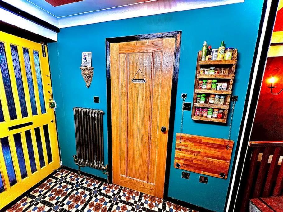 Apartment - Quirky Me1 Рочестер Экстерьер фото