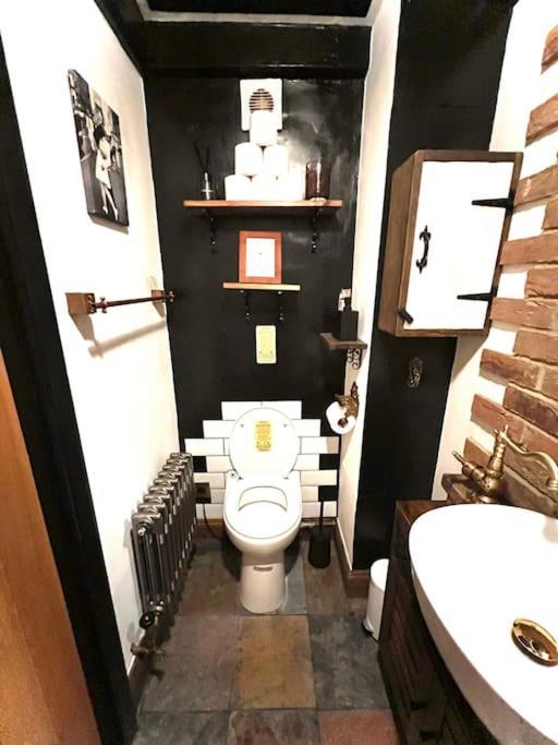 Apartment - Quirky Me1 Рочестер Экстерьер фото
